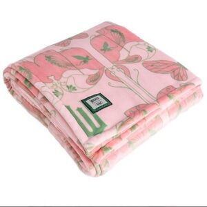 Wicked x Lug Cuddle Throw Blanket NWT Friends for Good